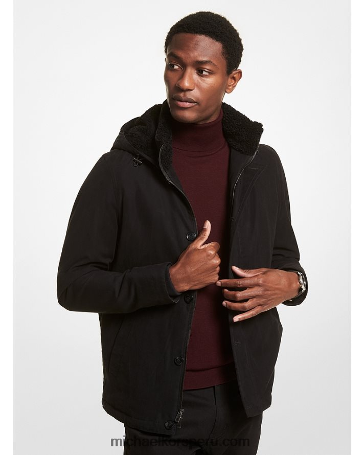 Z48V2848 negro hombres Michael Kors parka de mezcla de algodón con ribete de sherpa artificial